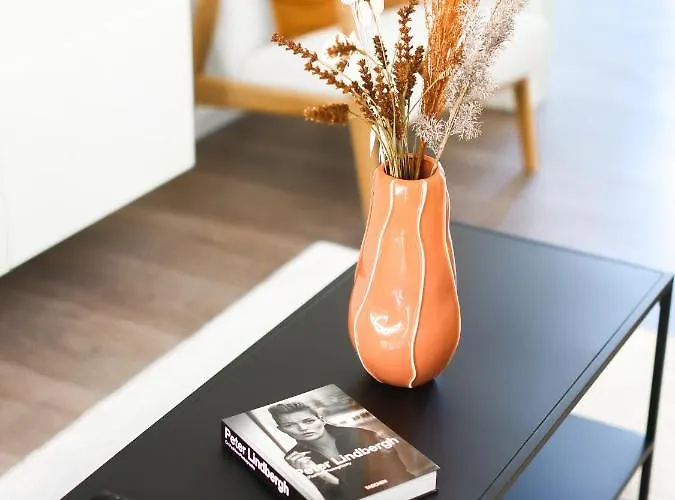 아파트 80qm Luxurioese Designerwohnung Im Herzen Bochums 보훔